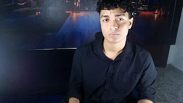 Zyron Blaze online show from January 13, 2026, 8:03 pm