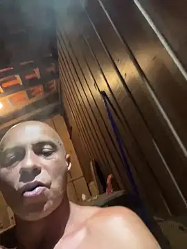 Snapshot of dogfrota chatting on February 16, 2026, 6:42 am dogfrota online show from February 16, 2026, 6:42 am