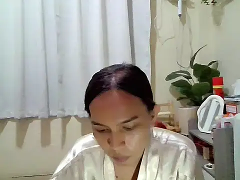 Snapshot of LOVELYMAYUMIE chatting on July 21, 2026, 5:04 pm LOVELYMAYUMIE online show from July 21, 2026, 5:04 pm