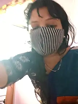 Priyaji7575 online show from January 14, 2026, 7:47 am