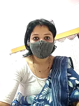 Priyaji7575 online show from March 5, 2026, 11:28 am