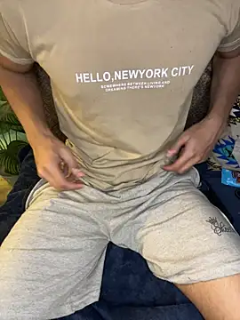 urfuckbunny online show from April 17, 2026, 6:11 pm