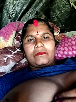 Hot di97 online show from February 7, 2026, 8:29 am