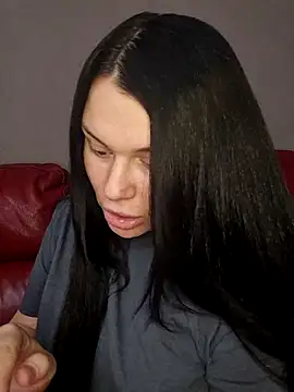 9Alice online show from January 14, 2026, 5:18 pm