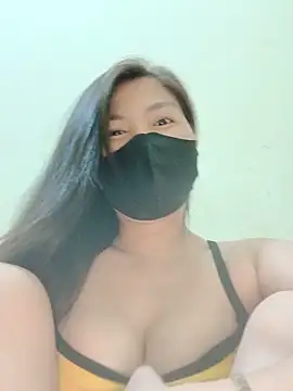 Lyly-68688 online show from May 22, 2026, 2:44 pm