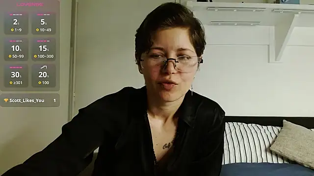 Snapshot of Alexxa_XX chatting on February 24, 2026, 9:02 pm Alexxa XX online show from February 24, 2026, 9:02 pm