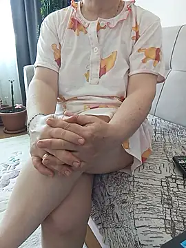 Snapshot of burcu_ben chatting on June 11, 2026, 7:28 am burcu ben online show from June 11, 2026, 7:28 am