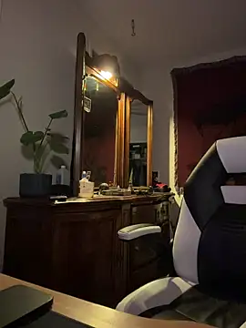 JoeyBlazy online show from April 7, 2026, 1:33 pm