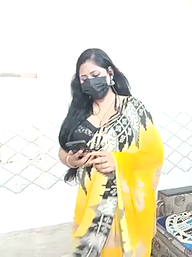 Cute purnima143 online show from May 9, 2026, 5:07 pm