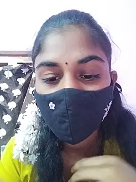 Snapshot of Tamil_Hot_RoyalQueen chatting on February 7, 2026, 6:00 pm Tamil Hot RoyalQueen online show from February 7, 2026, 6:00 pm