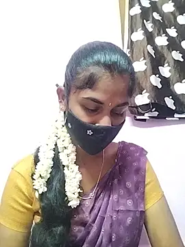 Tamil Hot RoyalQueen online show from April 9, 2026, 3:39 pm