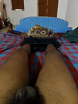 modelSpidy online show from March 3, 2026, 9:15 am