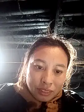 kaia-cam online show from February 2, 2026, 4:44 am