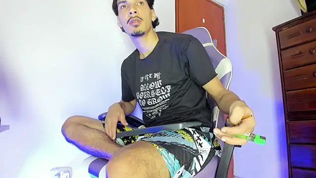 Yankees xxx online show from April 21, 2026, 3:17 pm