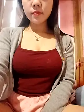 Snapshot of Ngocmai_lazdy chatting on January 13, 2026, 3:45 am Ngocmai lazdy online show from January 13, 2026, 3:45 am