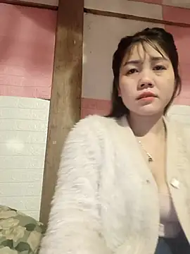 Ngocmai lazdy online show from February 12, 2026, 3:51 pm