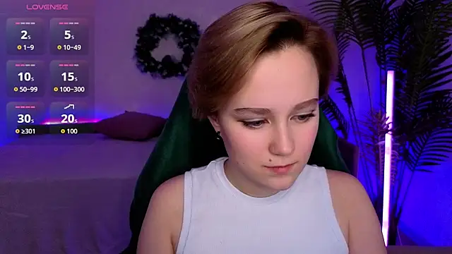 Ellie Heavenly online show from January 18, 2026, 8:29 am