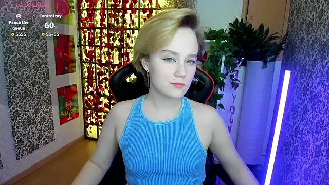 Ellie Heavenly online show from February 20, 2026, 8:38 am