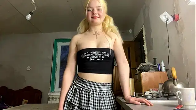 Snapshot of TuTimmer chatting on January 15, 2026, 2:32 pm TuTimmer online show from January 15, 2026, 2:32 pm