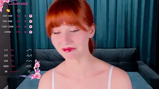 CatherineCummi online show from April 10, 2026, 8:08 am