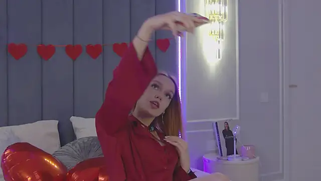 AvaLarson online show from February 12, 2026, 12:44 pm