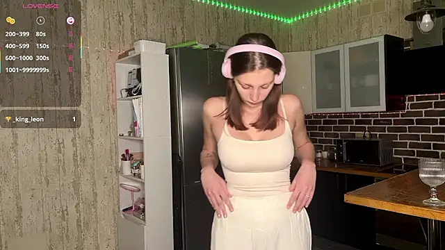 ChrisAmott online show from February 12, 2026, 4:02 pm