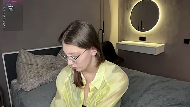 ChrisAmott online show from April 10, 2026, 4:23 pm