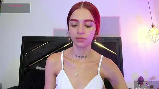 april jones05 online show from May 21, 2026, 11:06 am