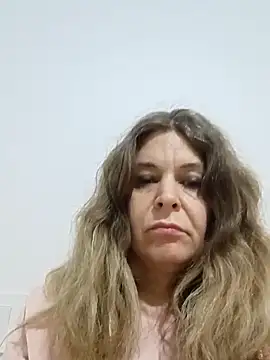 Snapshot of Didi2081 chatting on February 15, 2026, 1:35 am Didi2081 online show from February 15, 2026, 1:35 am