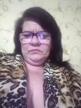 NysiOlsen online show from April 8, 2026, 3:56 pm