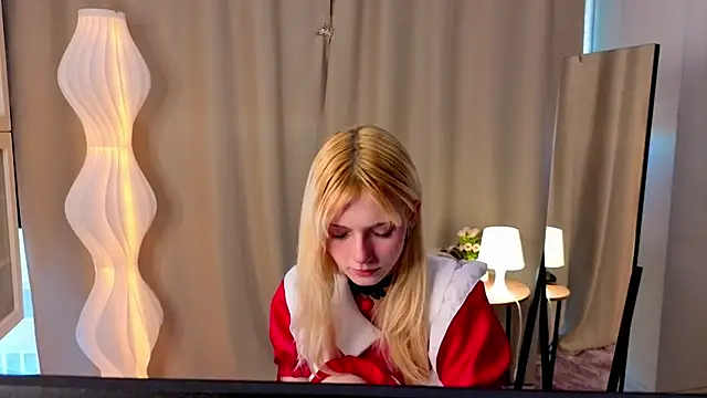 Snapshot of JuanaSumma chatting on February 10, 2026, 6:17 am JuanaSumma online show from February 10, 2026, 6:17 am