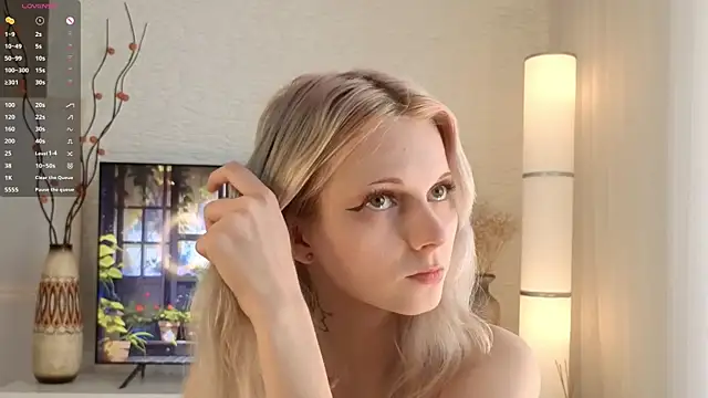 JuanaSumma online show from June 2, 2026, 6:04 am