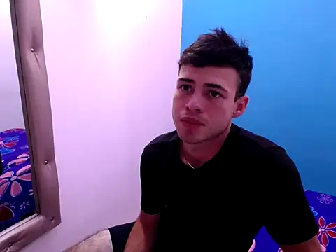 Snapshot of daniel22_cm chatting on January 14, 2026, 6:35 pm daniel22 cm online show from January 14, 2026, 6:35 pm