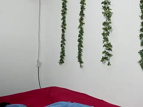 Snapshot of Marxi_69hot chatting on January 13, 2026, 12:49 am Marxi 69hot online show from January 13, 2026, 12:49 am