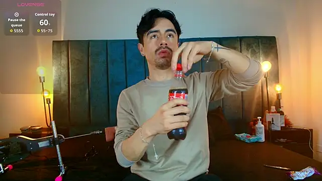 Ethan Briggs  online show from March 24, 2026, 3:44 am