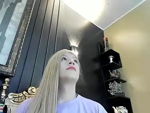 Snapshot of Gomory_Niix chatting on July 17, 2026, 2:51 am Gomory Niix online show from July 17, 2026, 2:51 am