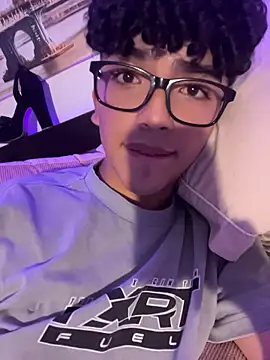 Nick Twink online show from February 3, 2026, 2:53 am