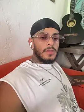 liyamjunior online show from February 14, 2026, 4:26 pm