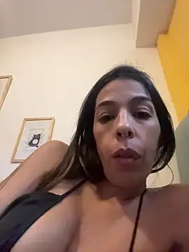 miafoxmia online show from March 10, 2026, 6:46 pm