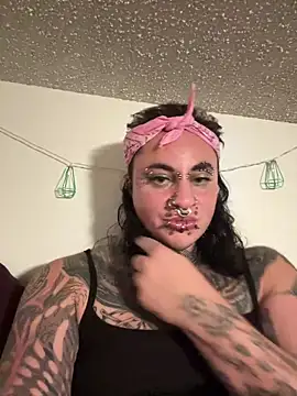 VeraVendetta online show from February 21, 2026, 7:20 am