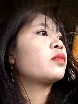 miumiu sexy2x online show from February 3, 2026, 1:37 am