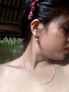 miumiu sexy2x online show from March 2, 2026, 9:27 am