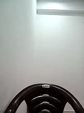 Your-Sasha7 online show from March 27, 2026, 5:35 am