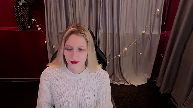 Snapshot of RoseWaulhgberg chatting on February 2, 2026, 1:37 am RoseWaulhgberg online show from February 2, 2026, 1:37 am