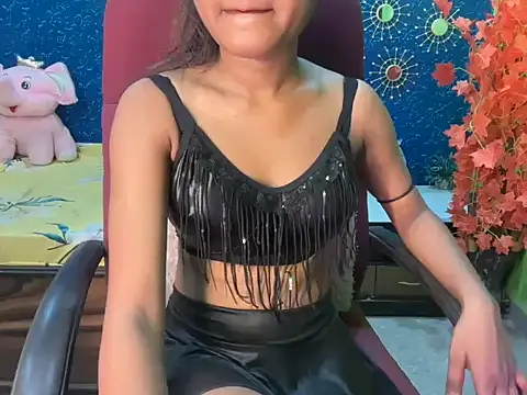 Snapshot of Brown-beauty chatting on July 6, 2026, 5:15 pm Brown-beauty online show from July 6, 2026, 5:15 pm