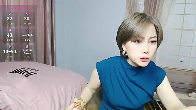 lucyyanyan online show from April 18, 2026, 2:15 am