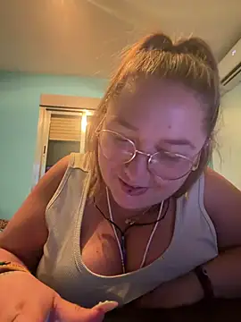 Snapshot of _maracr19_ chatting on July 15, 2026, 9:53 pm maracr19 online show from July 15, 2026, 9:53 pm