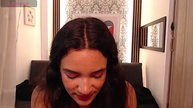 Nyxx Velariia online show from March 14, 2026, 4:12 pm