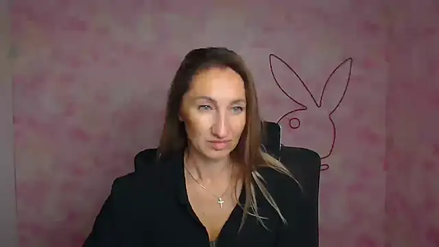 Diana Sweeet  online show from March 31, 2026, 5:41 am