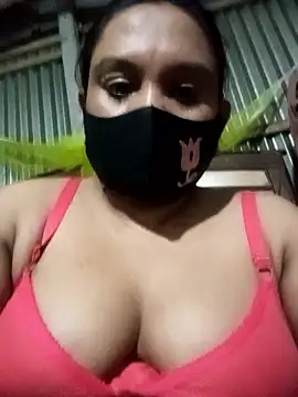 Snapshot of Hot_queen3210 chatting on January 15, 2026, 4:55 pm Hot queen3210 online show from January 15, 2026, 4:55 pm